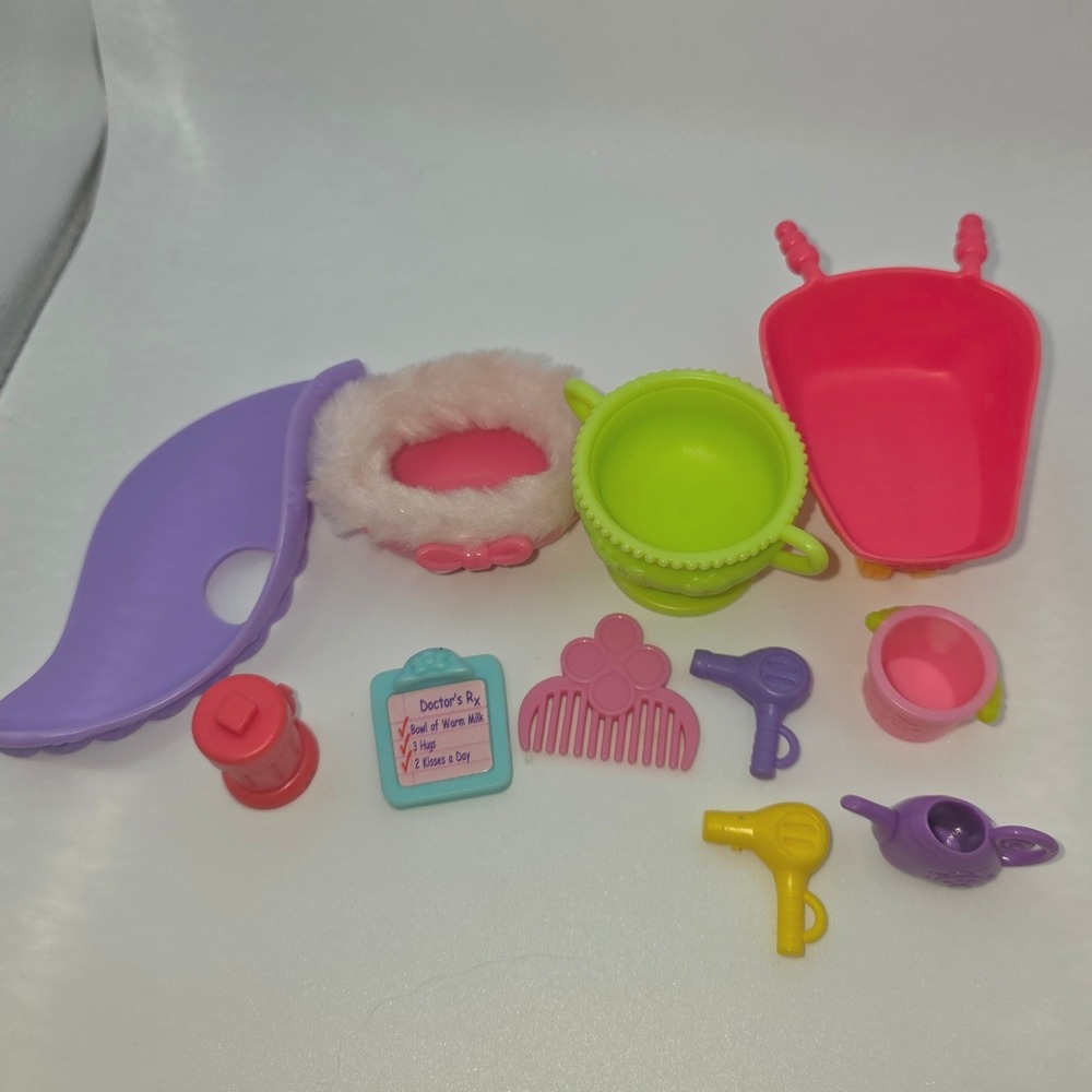 Hasbro Littlest Pet Shop Accessory Lot OS Multi Fair 2006-2009 Mixed Pieces